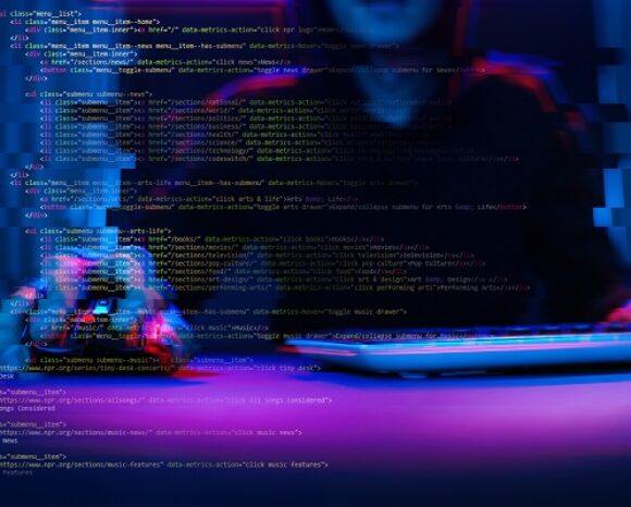 Hacker am Computer