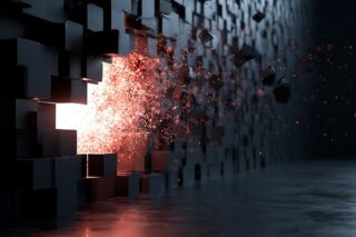 Abstrakte Darstellung einer gebrochenen Cybersecurity-Wand